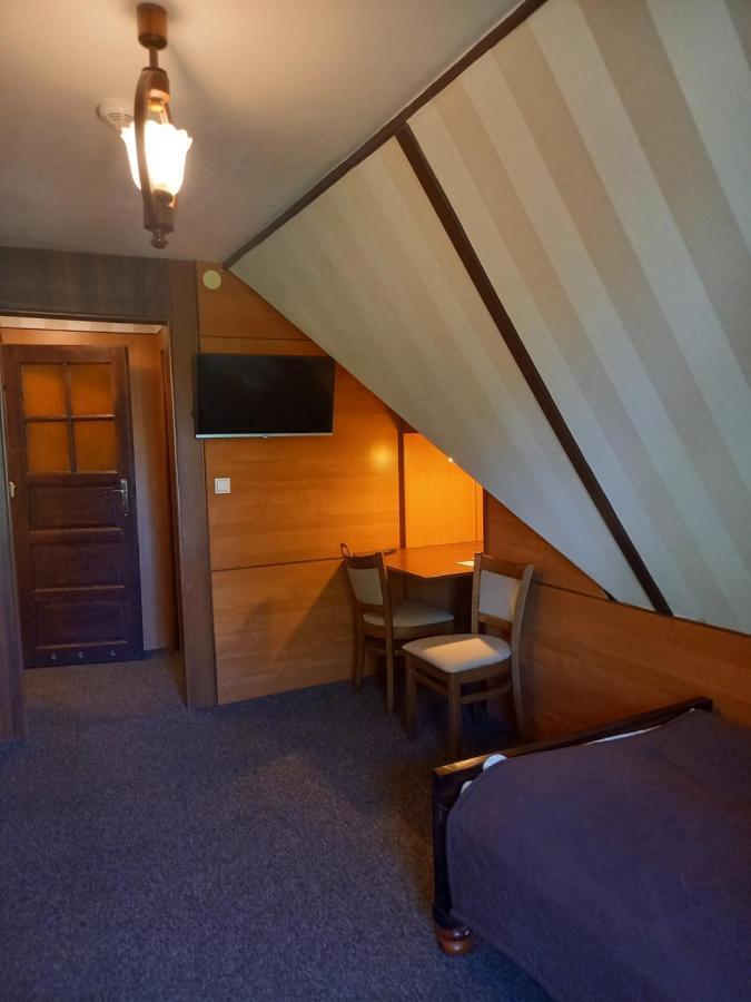 Dworek Staropolski Poznań Exterior foto
