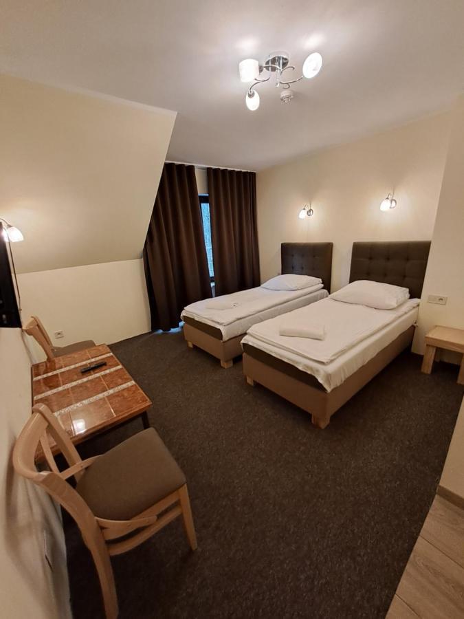 Dworek Staropolski Poznań Exterior foto