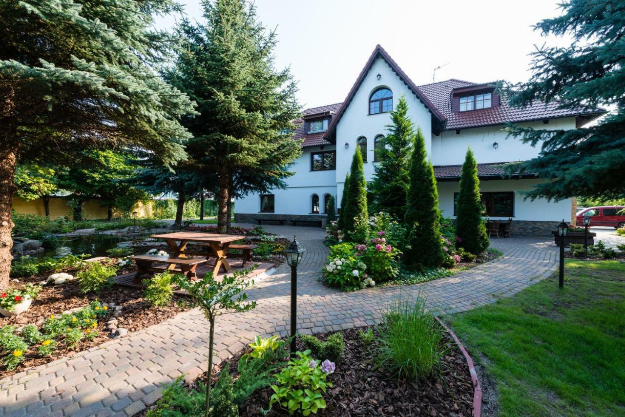 Dworek Staropolski Poznań Exterior foto